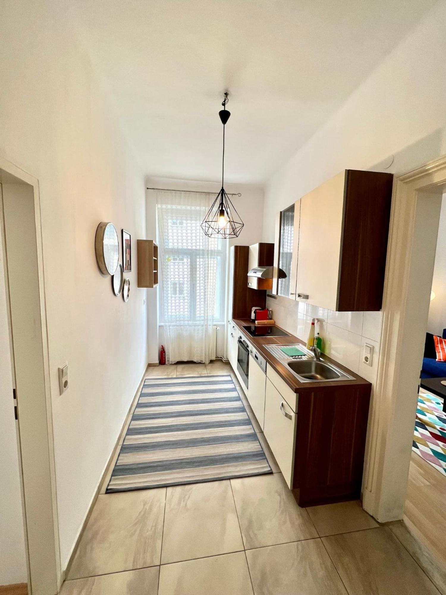 Cozy City Retreat - By Nahuen Suites Graz Eksteriør bilde